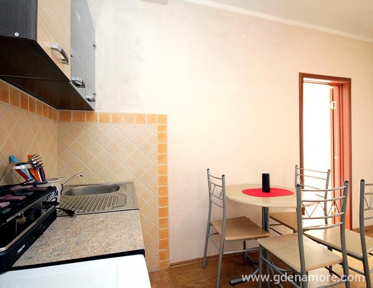 Apartman 4
