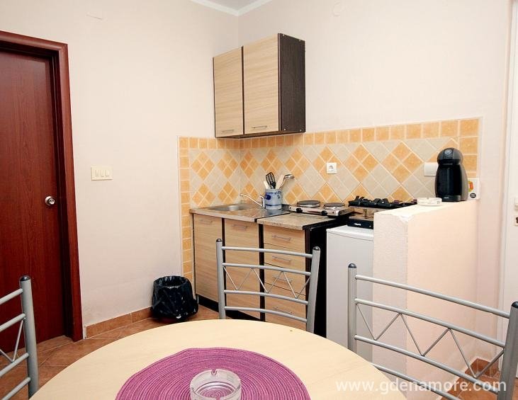 Apartman 6