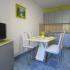 Apartmani &bdquo;BISER&ldquo; Bečići, частни квартири в града Bečići, Черна Гора
