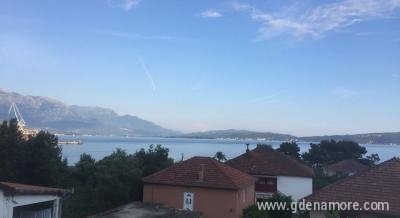 Apartmani Vulovic, Privatunterkunft im Ort Bijela, Montenegro