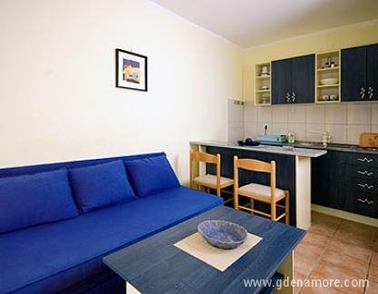 Milinović Apartmani, Magán szállás a községben Djenović, Montenegró - apartman m1