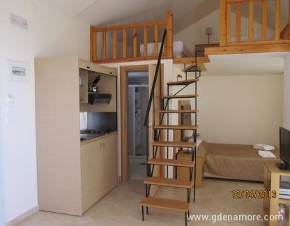 Monopetro Apartments, alloggi privati a Sithonia, Grecia