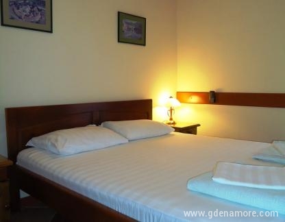 Apartmani Maslina, Частный сектор жилья Херцег Нови, Черногория