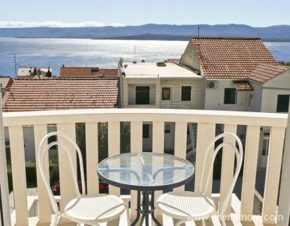 Apartmani Jerica, alloggi privati a Bol, Croazia - balkon
