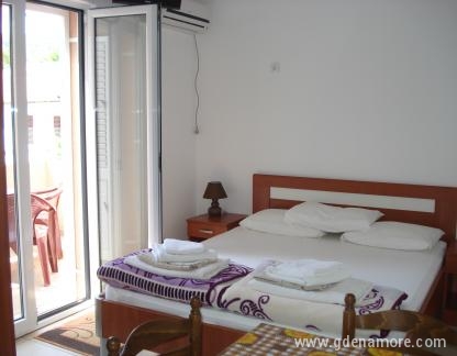 APARTvilla SUNNYvalley, private accommodation in city Buljarica, Montenegro