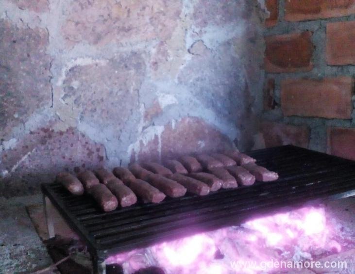 Rostilj- cevapi