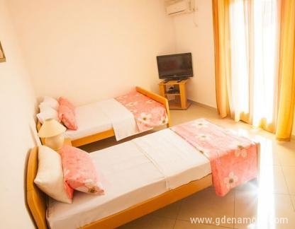 apartmani, Privatunterkunft im Ort Dobre Vode, Montenegro