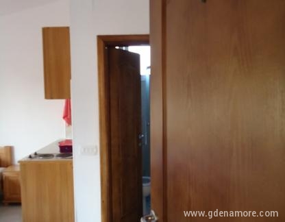 Vila Lela, alloggi privati a Dobre Vode, Montenegro