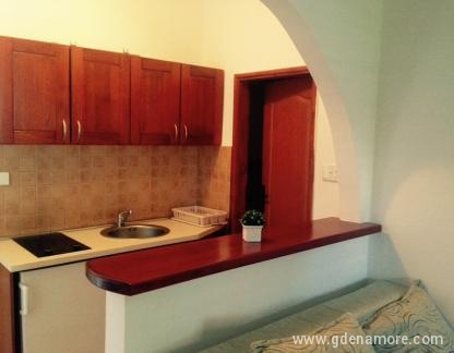 Apartmani Goga, zasebne nastanitve v mestu Kumbor, Črna gora