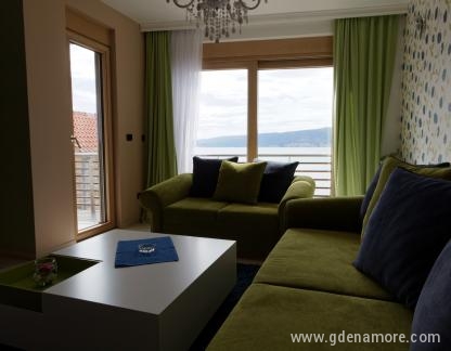 Jelena vile&apartmani, privatni smeštaj u mestu Tivat, Crna Gora