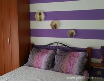 Apartmani "AMFORA", logement privé à Djenović, Monténégro