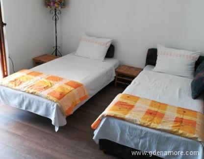 Apartmani Matejić Igalo, Magán szállás a községben Igalo, Montenegró - Trokrevetni studio