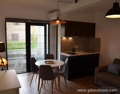 Vila Alexandra, alloggi privati a Budva, Montenegro