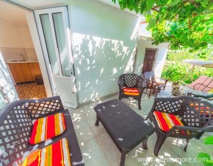 Apartmani LIlić, Magán szállás a községben Ulcinj, Montenegró