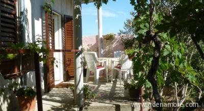Apartman Giulieta, Privatunterkunft im Ort Murter, Kroatien