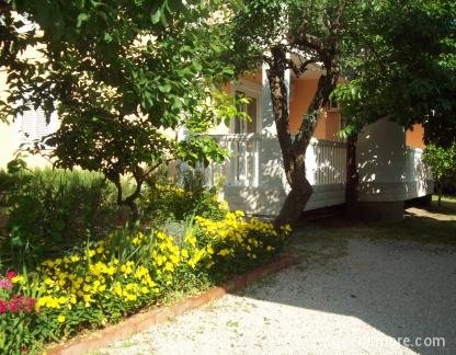 Apartmani Ra&scaron;ović Kumbor, private accommodation in city Kumbor, Montenegro