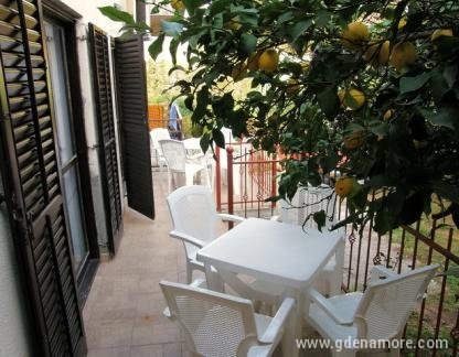 Apartments Fanfani Djenovici | Montenegro rental 2016, private accommodation in city Djenović, Montenegro - Apartmani-Djenovic-Crna-Gora