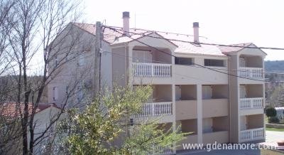 Apartmani Šilo-Krk, Privatunterkunft im Ort Krk, Kroatien