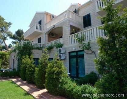 Apartmani &Scaron;antić, zasebne nastanitve v mestu Postira, Hrva&scaron;ka - Kuca 001