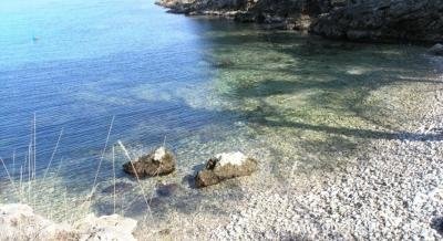 Apartmani pored mora , Privatunterkunft im Ort Hvar Jelsa, Kroatien