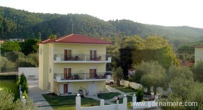 SERVETAS APARTMENTS, Privatunterkunft im Ort Vourvourou, Griechenland