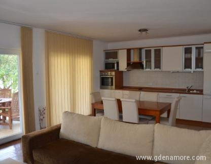 Apartmani Milena, logement privé à Vodice, Croatie - Kuhinja