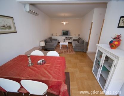 Apartman Mario, private accommodation in city Dubrovnik, Croatia