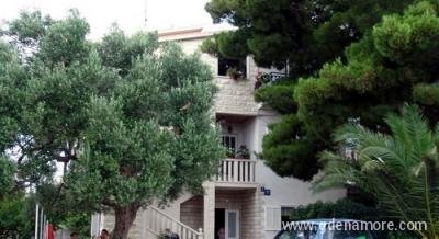 VILLA SUMIĆ, Privatunterkunft im Ort Makarska, Kroatien