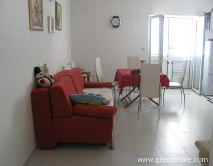 Apartman, alloggi privati a Pag, Croazia - soba 