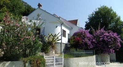 Vila Milena, Privatunterkunft im Ort Kamenari, Montenegro