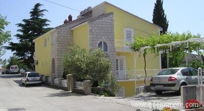 Apartments VUKOVIĆ Makarska, Privatunterkunft im Ort Makarska, Kroatien