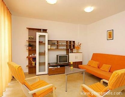 Apartment Suzy, private accommodation in city Fažana, Croatia - Dnevni boravak