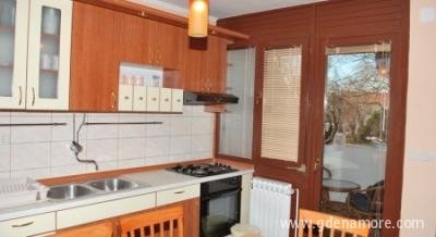 Apartman ADRIANA -A2, Privatunterkunft im Ort Biograd, Kroatien