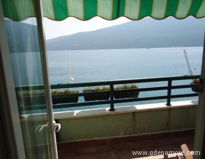Apartman, Privatunterkunft im Ort Djenović, Montenegro
