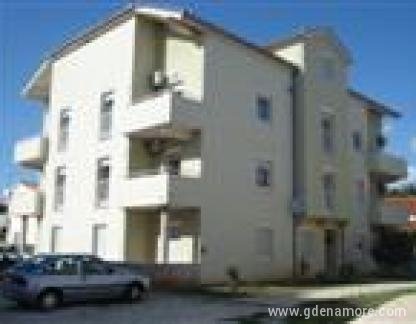 APARTMAN d.o.o., Privatunterkunft im Ort Medulin, Kroatien