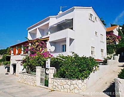 Apartmani Margita Visković, alloggi privati a Hvar, Croazia - slika kuće