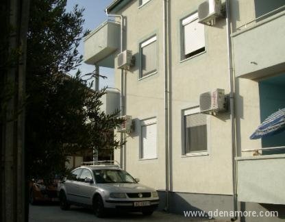 Stambena zgrada, Privatunterkunft im Ort Srima, Kroatien - Srima6