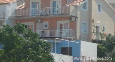 Apartmani Borčić, Privatunterkunft im Ort Hvar, Kroatien