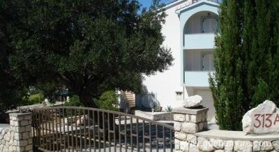 Apartmani Jakišnica, Privatunterkunft im Ort Novalja, Kroatien