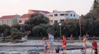 ANITA Apartmani - Petrčane Punta Skala, Privatunterkunft im Ort Petrčane, Kroatien