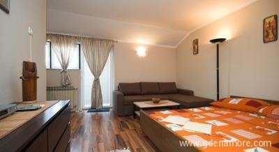 Apartmani Bračić , Privatunterkunft im Ort Sukošan, Kroatien