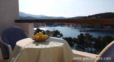Apartmani Vinka Zenčić, Privatunterkunft im Ort Hvar, Kroatien
