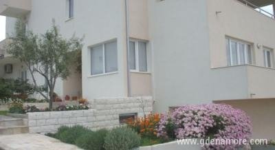 Apartmani Pera, Privatunterkunft im Ort Hvar, Kroatien