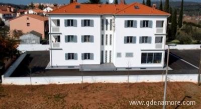 APARTMENTS KIMI, Privatunterkunft im Ort Rovinj, Kroatien