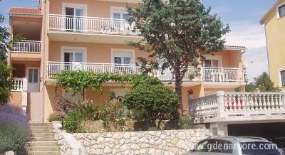 Apartmani Kvarner, Privatunterkunft im Ort Novi Vinodolski, Kroatien