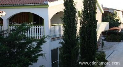 Apartmani Lavanda, Privatunterkunft im Ort Ždrelac, Kroatien