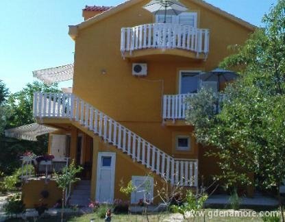 t.g.&scaron;lat apartmani , Magán szállás a községben Kru&scaron;evo, Horv&aacute;torsz&aacute;g