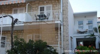 apartmani Mirjana, Privatunterkunft im Ort Hvar, Kroatien