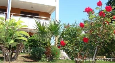 Apartmani Stojanov, Privatunterkunft im Ort Pakoštane, Kroatien