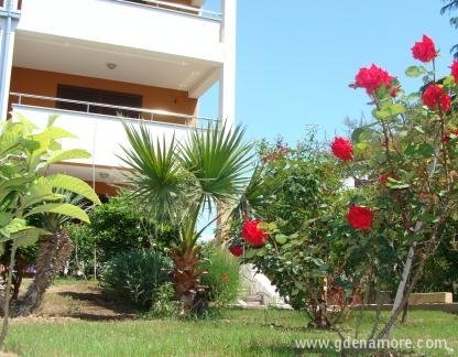 Apartmani Stojanov, alloggi privati a Pako&scaron;tane, Croazia